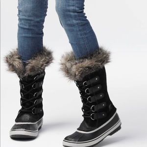 Sorel Joan of Arc Boot Size 8